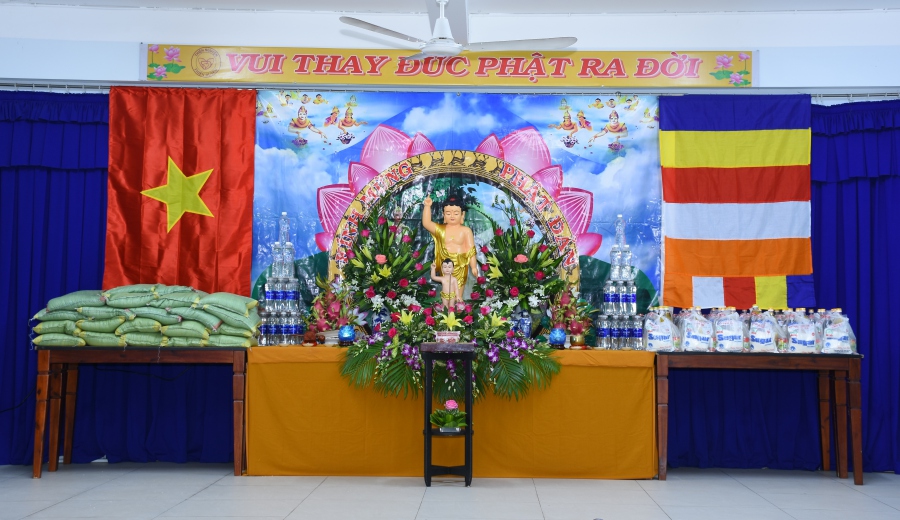 Quận 8: Câu lạc bộ Thiện Duyên tổ chức lễ Phật đản